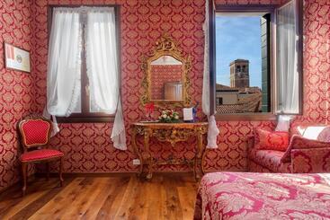 هتل Antica Locanda Sturion Residenza D Epoca