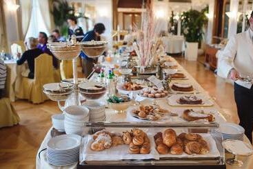 Grand Hotel Vesuvio