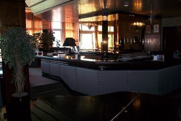 هتل Grande Albergo Potenza