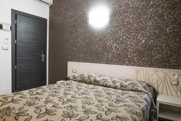 هتل Holiday  Alla Finestrella