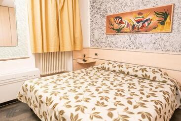 هتل Holiday  Alla Finestrella