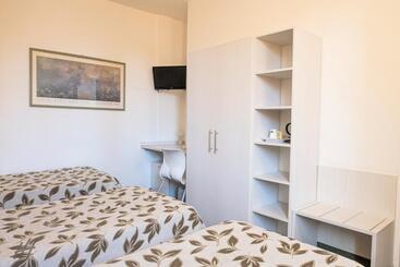 هتل Holiday  Alla Finestrella