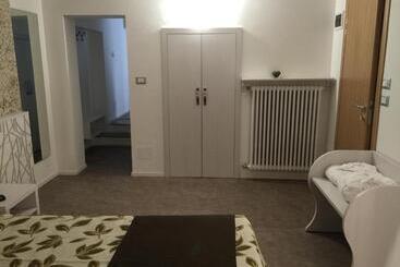 هتل Holiday  Alla Finestrella