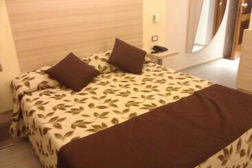 هتل Holiday  Alla Finestrella
