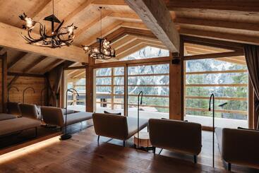 هتل Kolfuschgerhof Mountain Resort