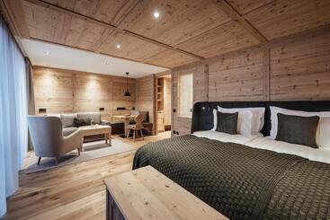 هتل Kolfuschgerhof Mountain Resort