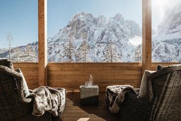 هتل Kolfuschgerhof Mountain Resort