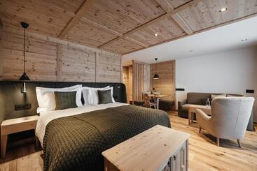 هتل Kolfuschgerhof Mountain Resort