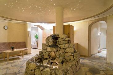 هتل Kolfuschgerhof Mountain Resort