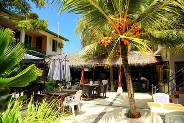 هتل Casadana Thulusdhoo