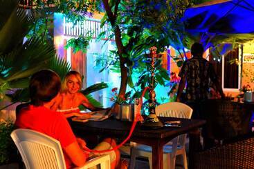 هتل Casadana Thulusdhoo