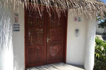 پانسیون Royal Stay Inn