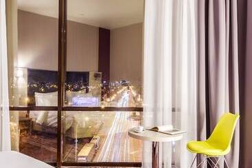 בית מלון כפרי Golden Tulip Krasnodar