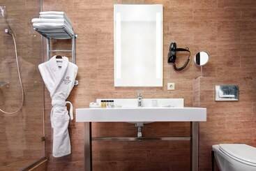 בית מלון כפרי Golden Tulip Krasnodar
