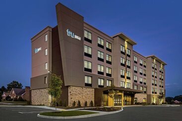 هتل Tru By Hilton Hershey Chocolate Avenue