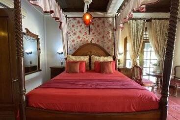 Tropicana Castle Dive Resort Powered By Cocotel