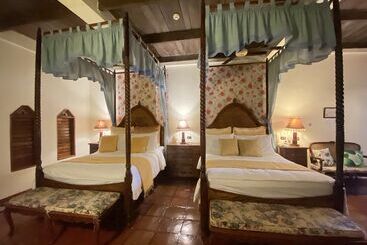 Tropicana Castle Dive Resort Powered By Cocotel