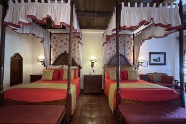 Tropicana Castle Dive Resort Powered By Cocotel