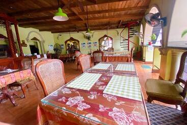 Tropicana Castle Dive Resort Powered By Cocotel
