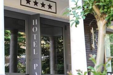 Art Hotel Pandos