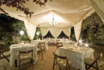 هتل El Patio