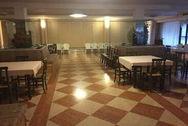 Park Hotel Oasi
