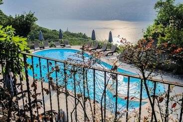 هتل Querceto Wellness & Spa   Garda Lake Collection