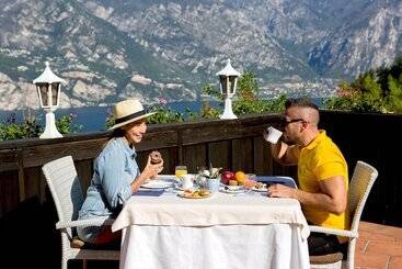 هتل Querceto Wellness & Spa   Garda Lake Collection