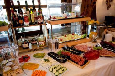 هتل Querceto Wellness & Spa   Garda Lake Collection