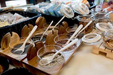 هتل Querceto Wellness & Spa Garda Lake Collection