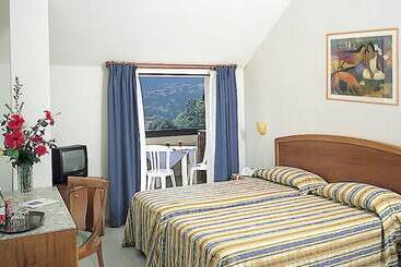 هتل Suisse Thermal Village
