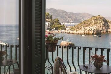 Villa Sant Andrea, A Belmond Hotel, Taormina Mare