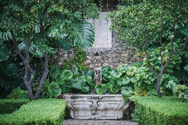 Villa Sant Andrea, A Belmond Hotel, Taormina Mare