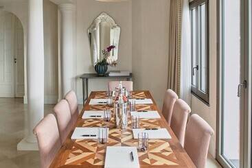 Villa Sant Andrea, A Belmond Hotel, Taormina Mare