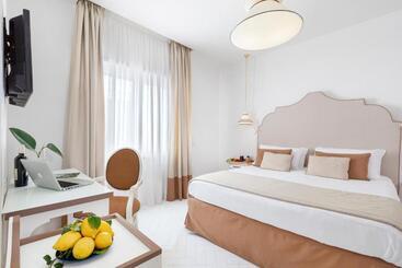 Mar Hotel Alimuri