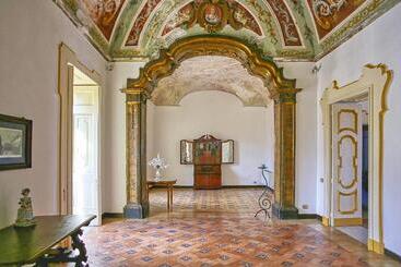 اقامتگاه Palazzo Confalone