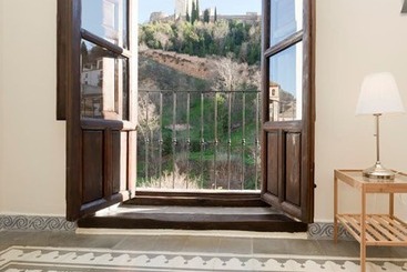 Alhambra Sonder Apartments