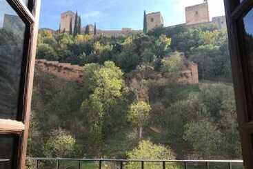 Alhambra Sonder Apartments