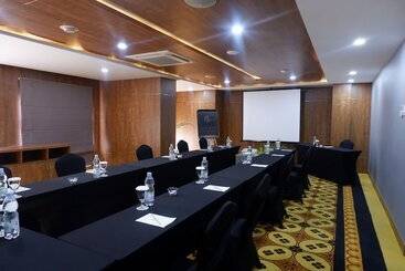 El Hotel Yogyakarta Malioboro