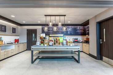 هتل Hampton Inn Oakland Downtown City Center