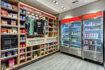 هتل Hampton Inn Oakland Downtown City Center