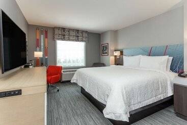 هتل Hampton Inn Oakland Downtown City Center
