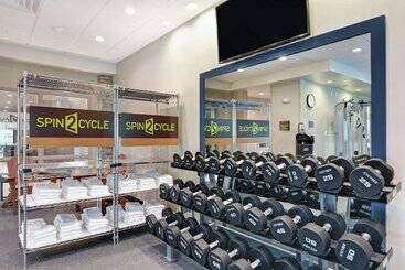 هتل Home2 Suites By Hilton Bettendorf Quad Cities