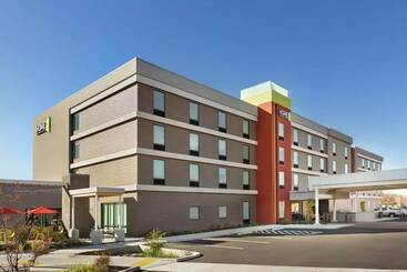 هتل Home2 Suites By Hilton Portland Airport Or