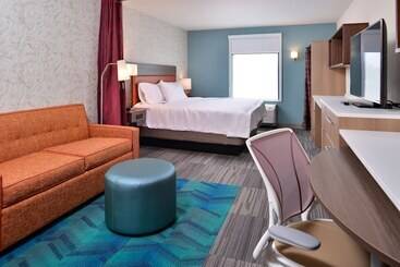 هتل Home2 Suites By Hilton Portland Airport Or