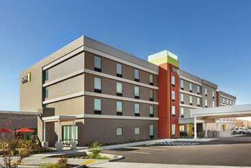 هتل Home2 Suites By Hilton Portland Airport Or