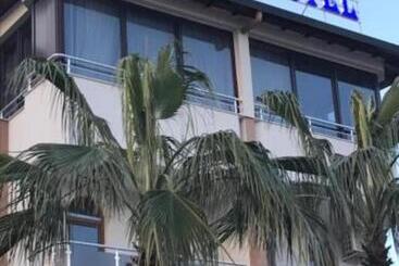 هتل Koli̇bry Sv