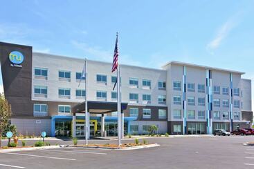 هتل Tru By Hilton Idaho Falls