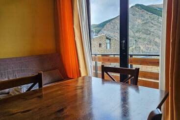 Apartamentos Canillo Ribagrossa 3000