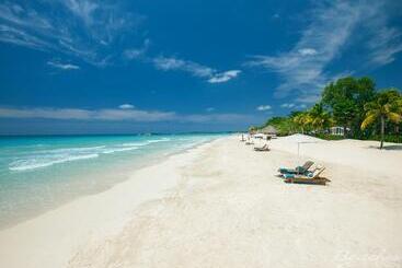 Beaches Negril Resort   All Inclusive